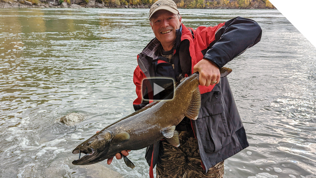 Shore fishing for salmon - Fall fishing with artificial baits